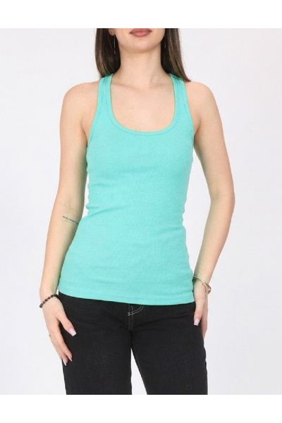 Evendi Maiou, Verde