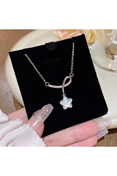 Heda Jewelry قلادة النجمة الزرقاء - قلادة نسائية بتفاصيل النجمة الزرقاء