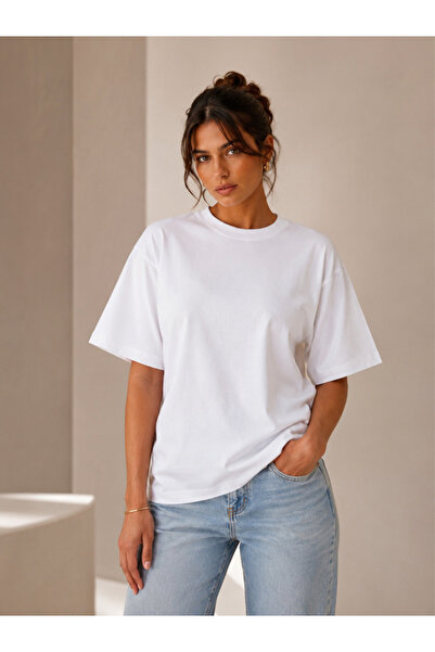 Beyaz Oversize Kadın T-Shirt - Basic Rahat Kesim Bisiklet Yaka Pamuklu Tişört