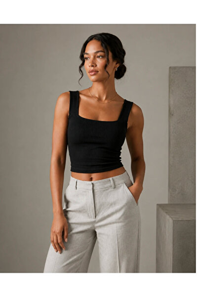 Rue Lora Butik Siyah Kare Yaka Fitilli Crop Atlet | Kalın Askılı Kadın Bluz