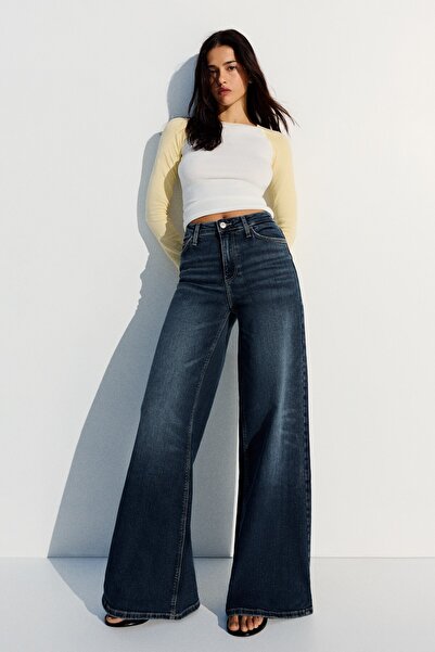 Bershka Yüksek bel geniş paça jean