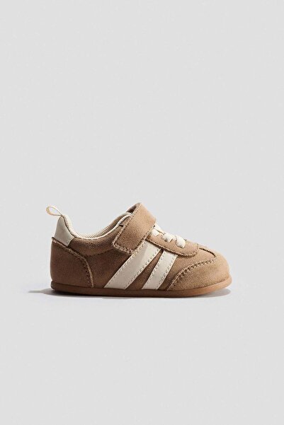 H&M Trainers