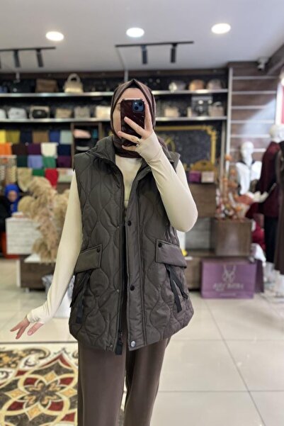 HÜMEYRA BUTİK سترة منتفخة ذات الياقة العالية