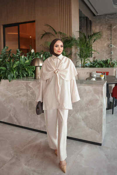 İmajButik Beige Cape Buckle Triple Trouser Suit