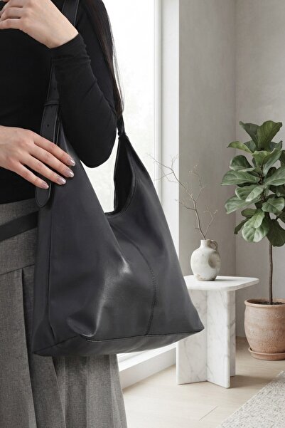 Mega Bazaar Black Daily Women's Hand & Shoulder Bag