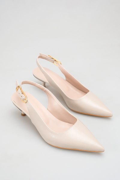 MANURAZ Angel Women's Pointed Toe Low Heeled Patent Leather Buckle Detail Cas...