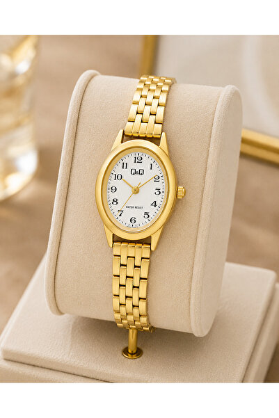 Q&Q Elegant Women's Wristwatch with a Stylish Minimalist Design and Gift Box