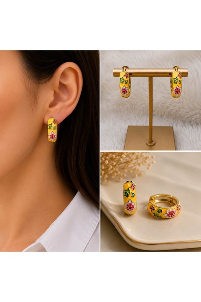 BY YASİN TOPÇU Sarı Çiçek Desenli Gold Halka Küpe