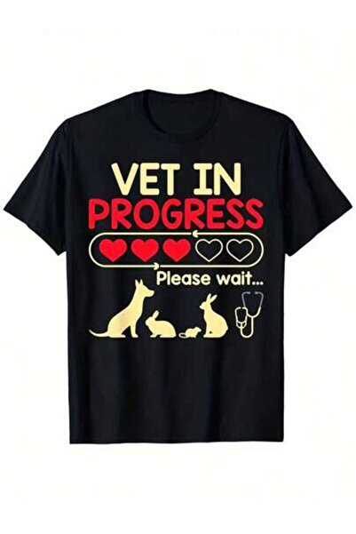 799 تي شيرت بتصميم دائري بنمط أسود بطبعة "In Progress Please Wait Dog Vet Stu...
