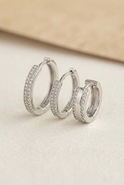 Inure Jewelry مجموعة من 3 أقراط فضية اللون على شكل حلقة