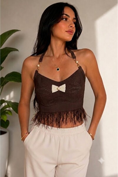 Kureyzibies Kadın Fiyonk İnci Detaylı Püsküllü Triko Crop Top