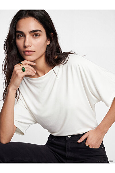LC Waikiki Original Kayık Yaka Women's T-Shirt
