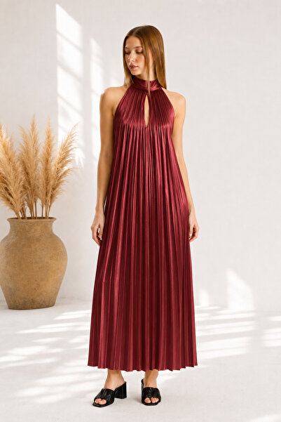 Sense Backless Halter Neck Pleated Satin Maxi Dress |   Elb36685 Claret Red