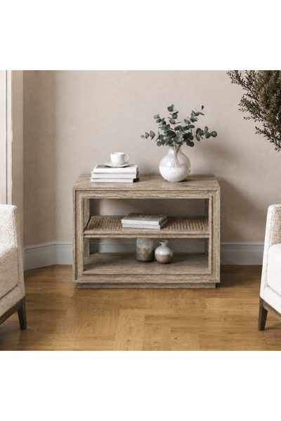 Roots Furniture طاولة جانبية طبيعية من باسا