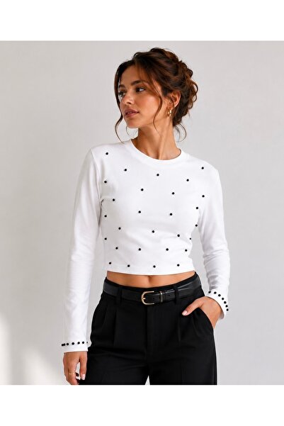Kadın Beyaz İnci Boncuk Detaylı Uzun Kollu Crop Bluz
