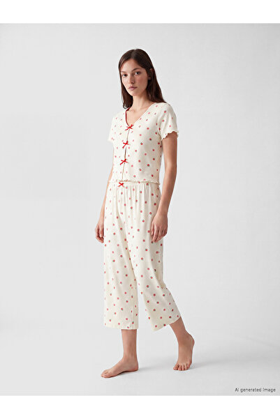 LC Waikiki Embroidered Women's Capri Pajama Set for Style Seekers from Uzg Store