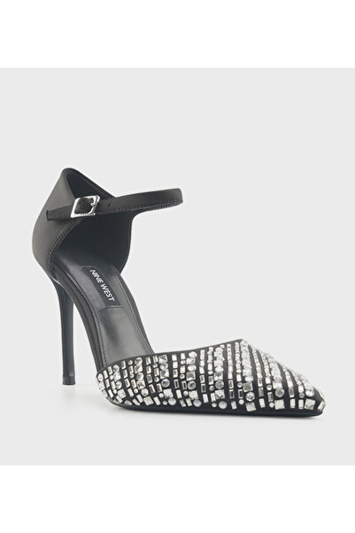 Nine West صنادل نسائية سوداء مزينة