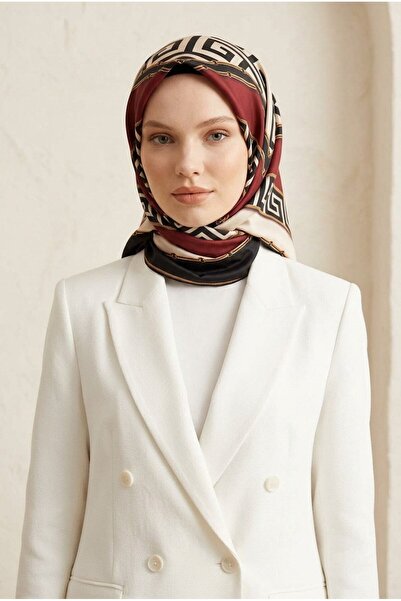 Vissona %100 Twill İpek Labirent Ve Geometrik Desenli Siyah - Bordo Renkli 90...