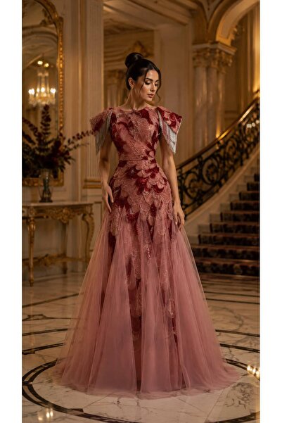 Barly Elegant Pink Evening Gown, Embellished with Sparkling Appliques and a F...