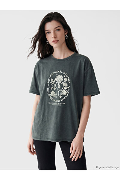 LC Waikiki Γυναικείο T-shirt με λαιμόκοψη Crew