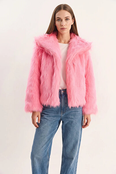 Efnaz style Women's Wide Collar Lined Short Faux Fur Candy Pink Jacket