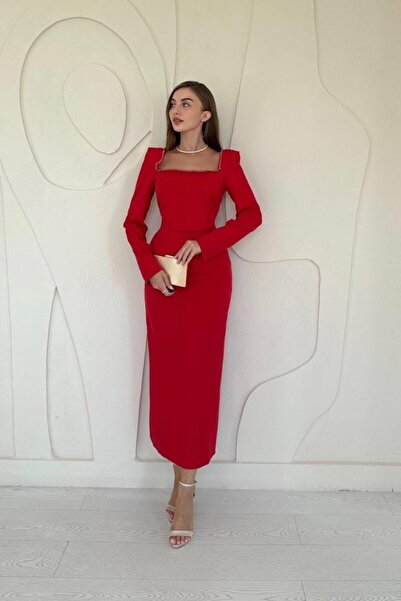 Generic Brand Rochie căptușită cu perle roșii