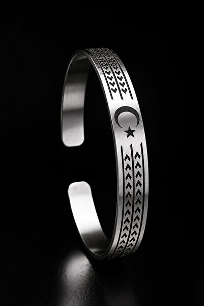 İyyaKee Stainless Steel Moon and Star Men's Bracelet with Turkish Motif, Adju...