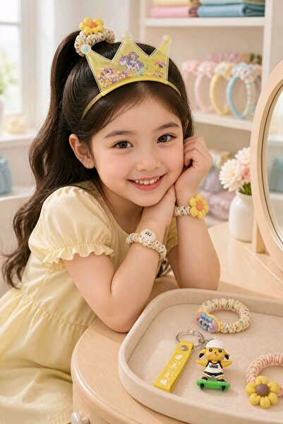 Monalisa Home Six-Piece Children's Buckle Crown and Keychain Set