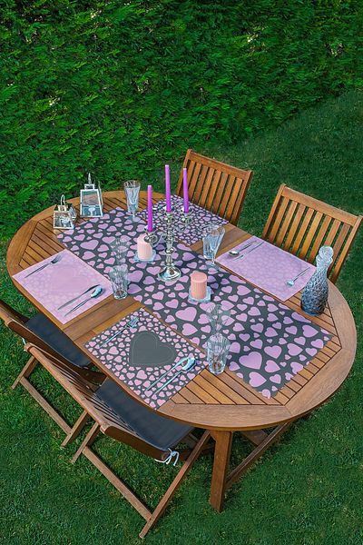 Realhomes 4+1 Black & Pink Floor Heart Designed American Service & Runner Set