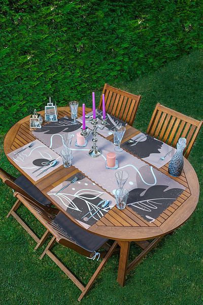 Realhomes Set de serviciu și alergător american modern cu desen Onedraw pe fundal colorat 4+1