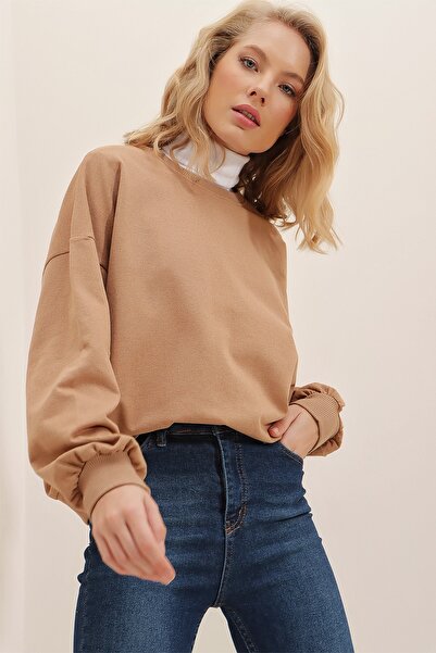 Trend Alaçatı Stili Dámská základní mikina s karamelovým výstřihem a výstřihem ALC-669-001