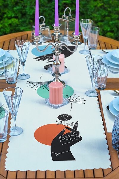 Realhomes 4+1 Floral Designed Hand Motif American Service Runner Set