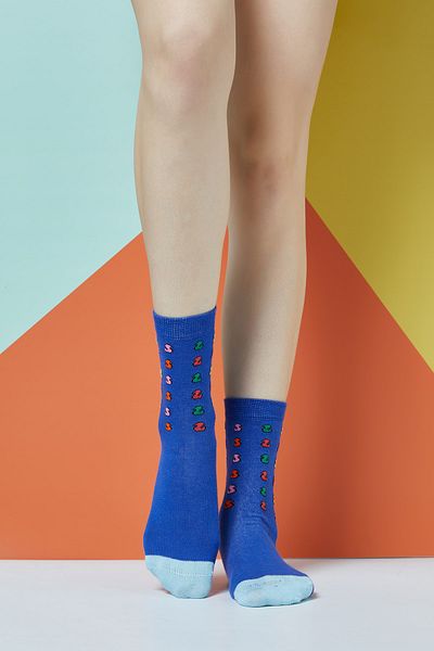 The Socks Company Дамски многоцветни шарени чорапи „Следвайте ни“