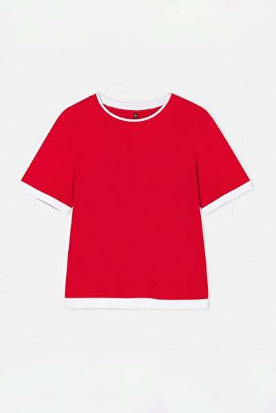 Trendyol Curve Red Collar Sleeve and Hem Detail Basic Knitted Plus Size Blous...