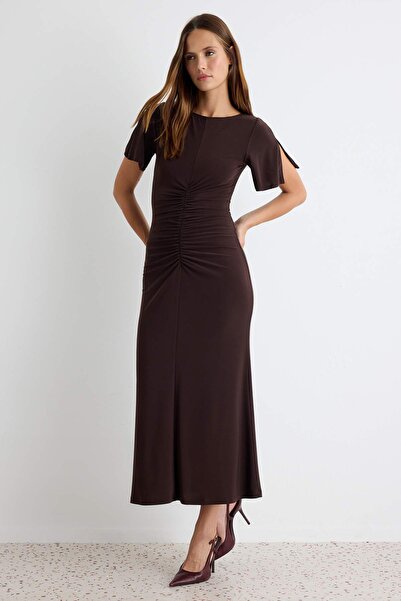 Trendyol Collection Brown Bodycon/Body-Hugging Boat Neck Shirred Midi Stretch...
