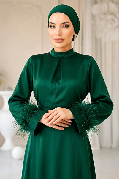 Aysan Moda Kolu Tüy Detaylı Saten Tesettür Mezuniyet Abiye Davet ve Nişan Elbisesi