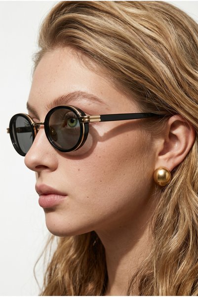 Houseofeyeris Mila Oval Retro Unisex Sunglasses – Metal Bridge, Lightweight Acetate Frame, Uv400 Protection, Retro Touch