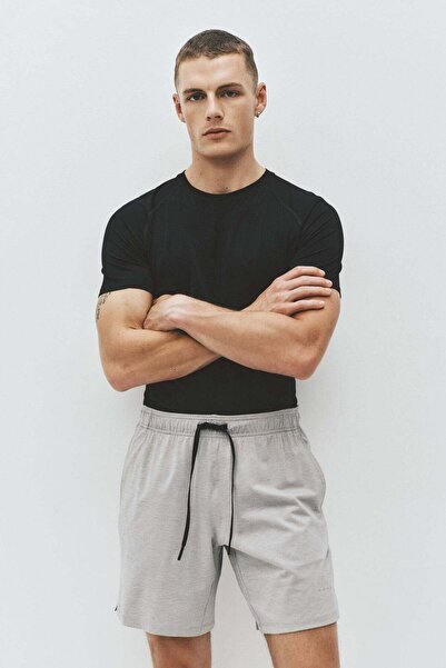 H&M Sports shorts in DryMove™