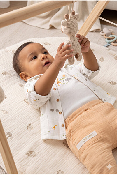 Caramell 3-Piece Baby Set Muslin Shirt Pant T-Shirt Giraffe Patterned