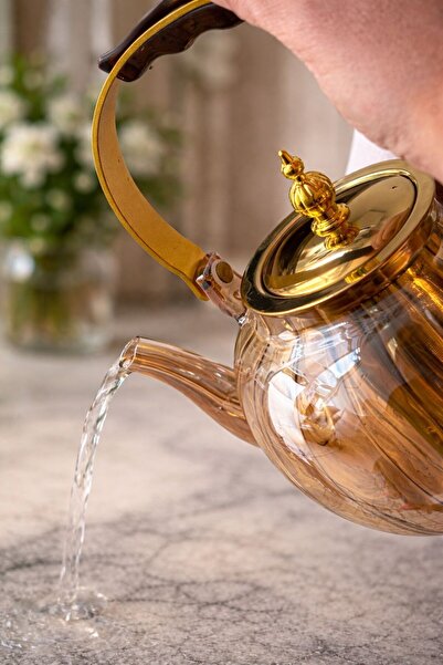 Qerhome Ahşap Saplı Isıya Dayanıklı Borosilikat Amber Cam Demlik – 1200 ml Süzgeçli Cam Demlik Oval Çizgili