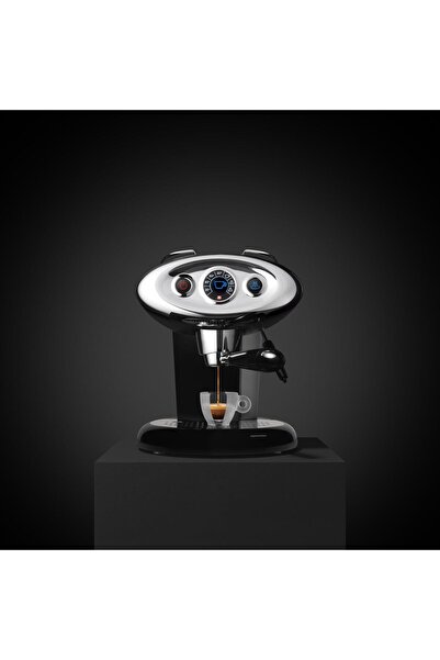 illy F.Francis X7.1 Espresso and Cappuccino Machine - Black