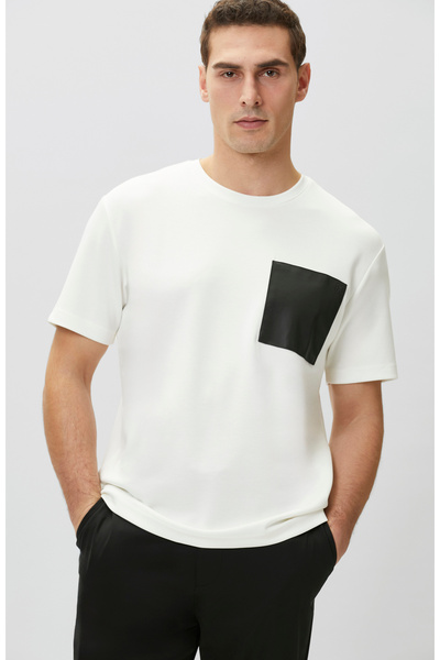 Network Comfort Fit Beyaz Göğüs Cep Detaylı Sweatshirt
