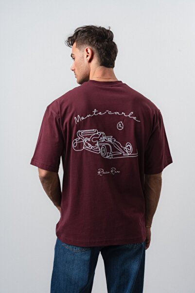 Respire تي شيرت ريفييرا مطرز كبير الحجم للرجال باللون الأحمر الداكن