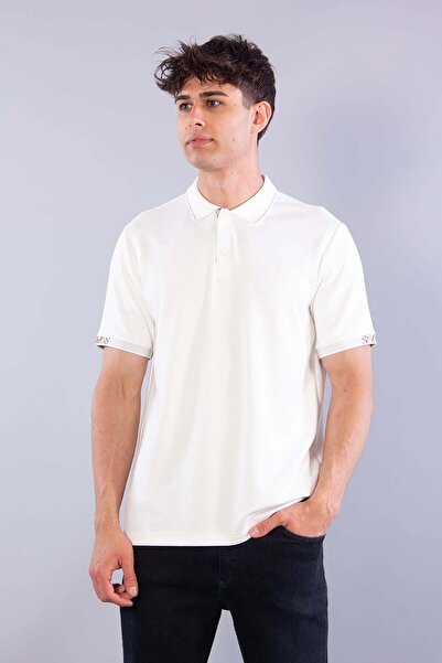 Mckanzie 4663 T-Shirt with Dots on the Collar and Patterned Sleeves