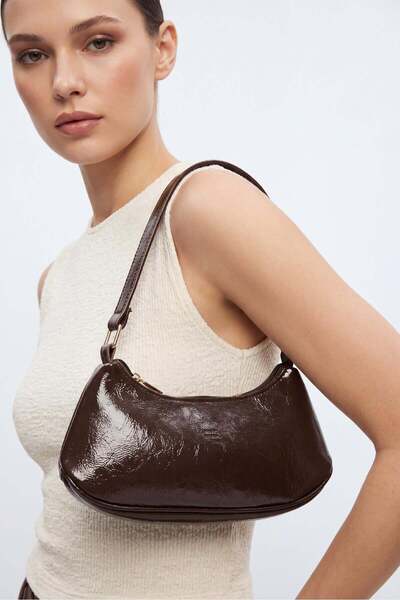 Mckanzie Shk280 Zippered Single Compartment Hand and Shoulder Bag