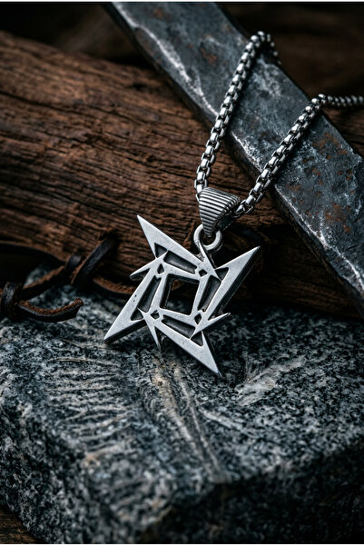 Begondio Ninja Star Handcrafted Stainless Steel Chain Men's Necklace