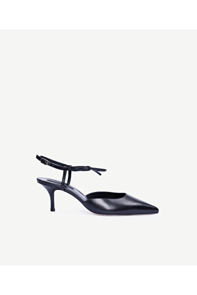 Yargıcı Pointed Toe Leather Heeled Shoes with Ankle Detail