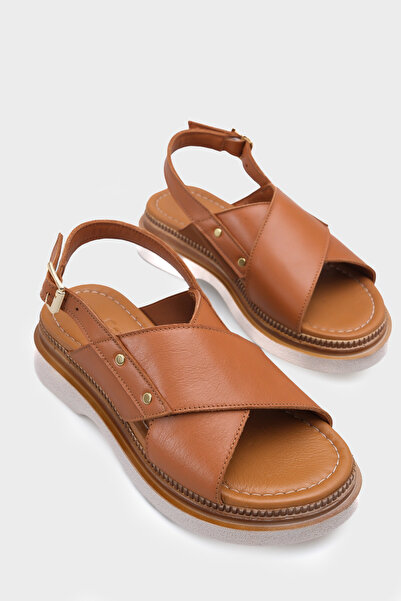 Capone Outfitters صندل نسائي من الجلد الطبيعي الناعم المريح بكعب عريض من كاتي