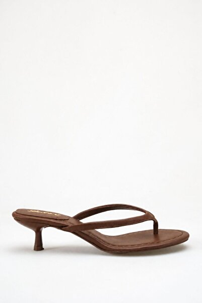 LDR Γυναικείες καφέ παντόφλες με τακούνι