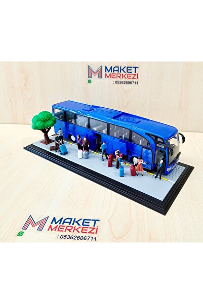 Maket 30 CM uzunlukta 1/43 mavi MERCEDES TRAVEGO OTOBÜS VE YOLCU - YOL DİORAM...